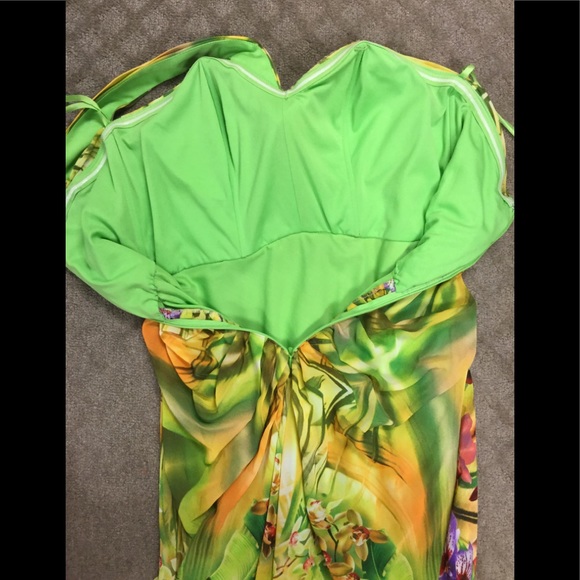 Cache Tropical Print One Shoulder Gown. B5 - Picture 7 of 9